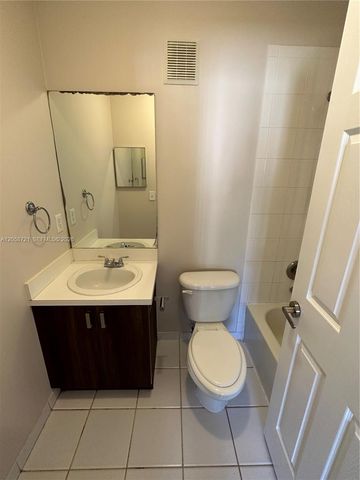 2336 SE 24th Ave 2336, Homestead, FL 33035