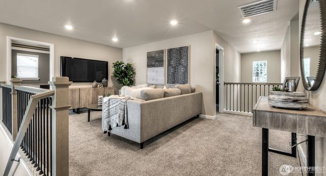 33241 Ctystal Avenue SE, Black Diamond, WA 98010