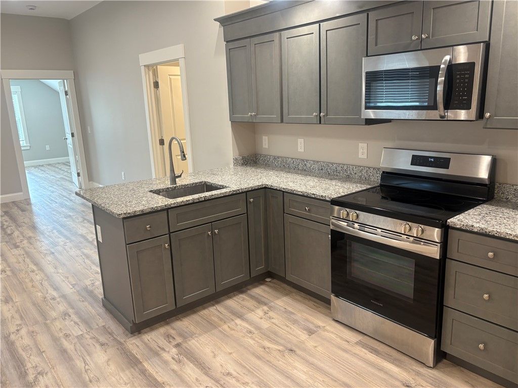 173 State Street 3, Bristol, RI 02809