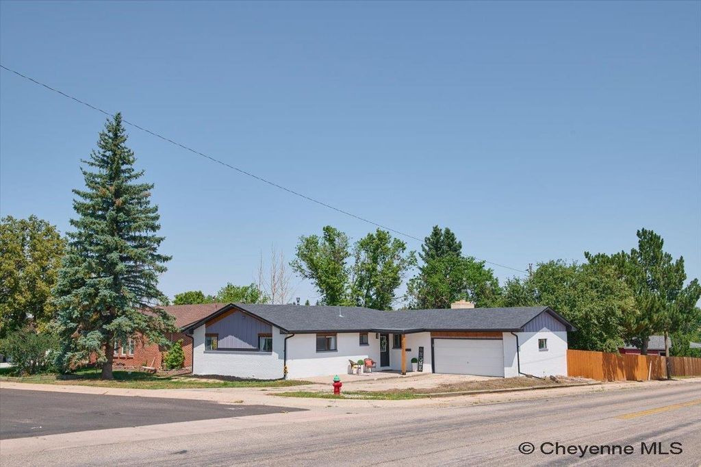 600 HARMONY LN, Cheyenne, WY 82009