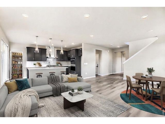 202 Sugar Beet Ln, Berthoud, CO 80513