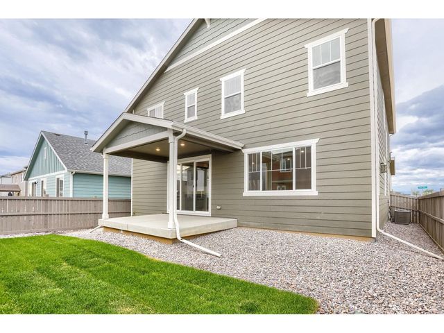 202 Sugar Beet Ln, Berthoud, CO 80513