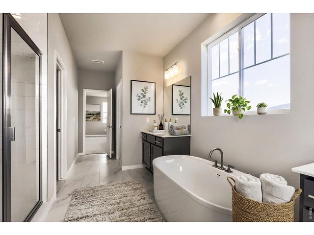 202 Sugar Beet Ln, Berthoud, CO 80513