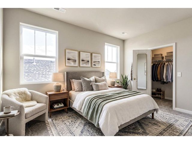 202 Sugar Beet Ln, Berthoud, CO 80513