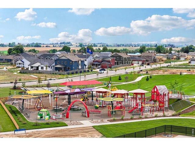 202 Sugar Beet Ln, Berthoud, CO 80513