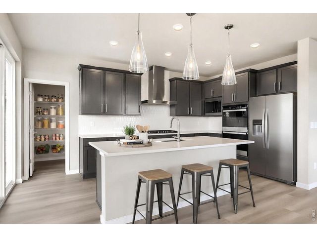 202 Sugar Beet Ln, Berthoud, CO 80513