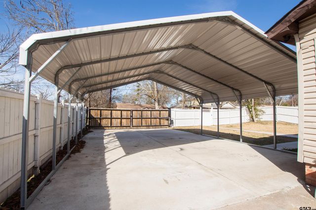 11965 Woodlark St, Tyler, TX 75704