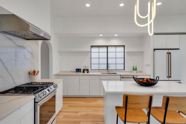 6608 Camille Avenue, Dallas, TX 75252