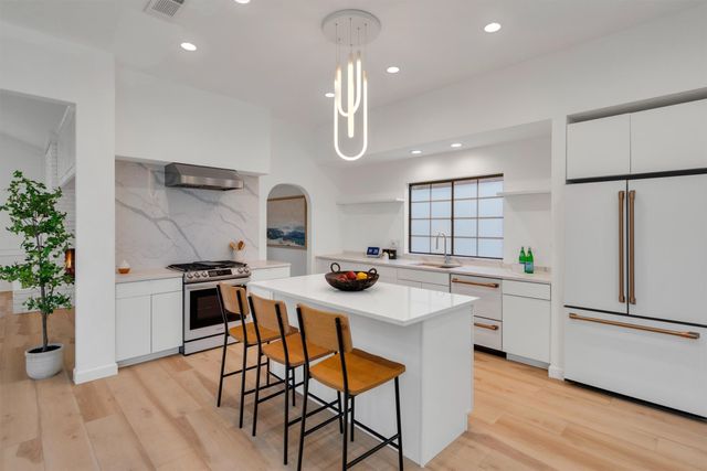 6608 Camille Avenue, Dallas, TX 75252