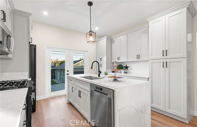 5414 Hillcrest, Los Angeles, CA 90043