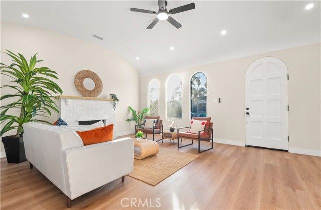 5414 Hillcrest, Los Angeles, CA 90043