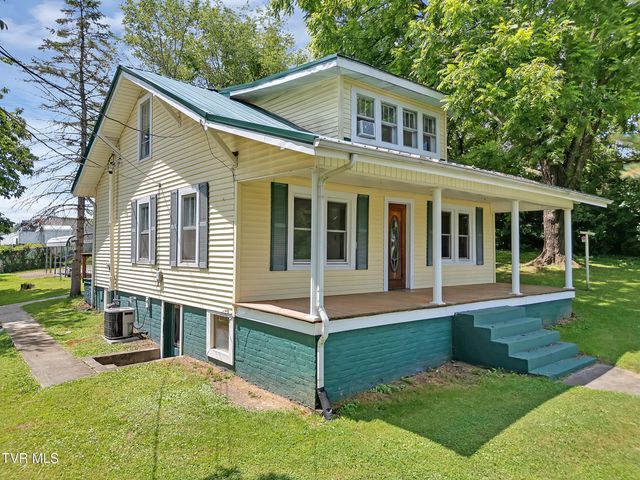 102 Village Drive Drive, Greeneville, TN 37745
