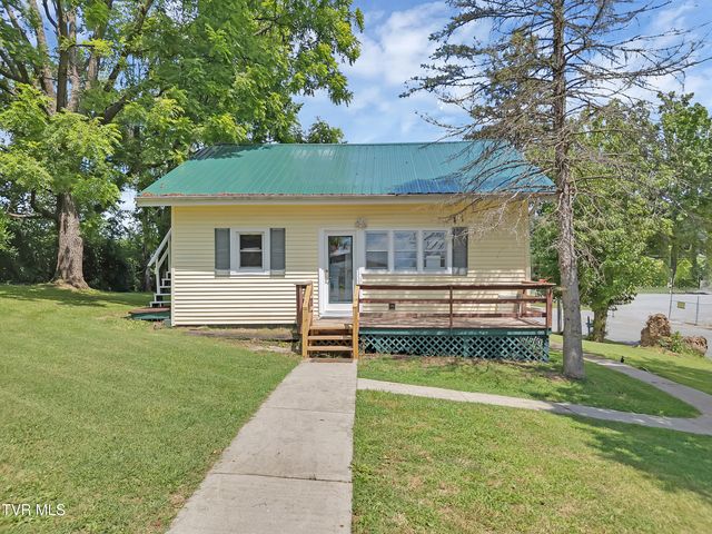102 Village Drive Drive, Greeneville, TN 37745