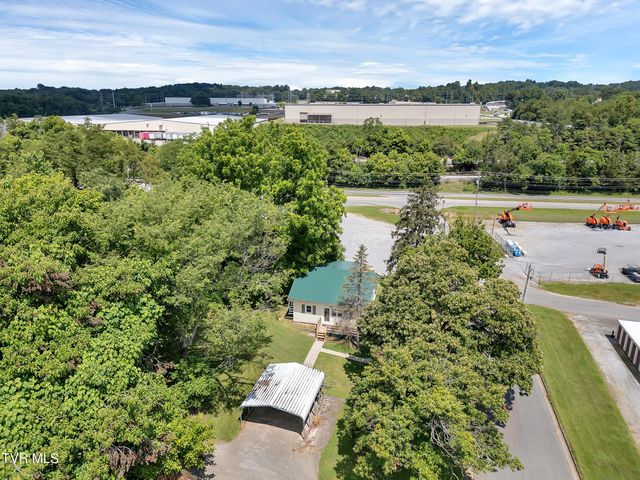 102 Village Drive Drive, Greeneville, TN 37745