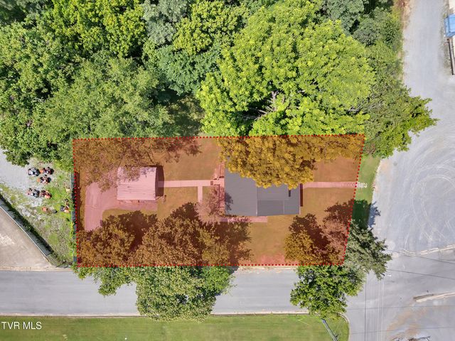 102 Village Drive Drive, Greeneville, TN 37745