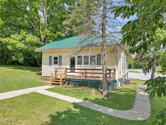 102 Village Drive Drive, Greeneville, TN 37745