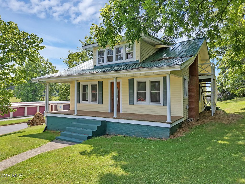 102 Village Drive Drive, Greeneville, TN 37745