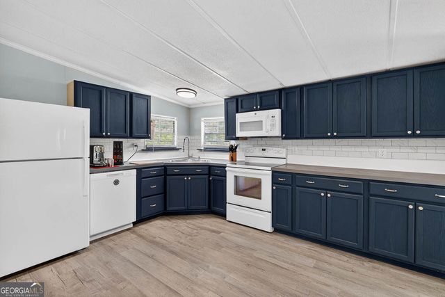 155 Pine Crossing Street, Woodbine, GA 31569