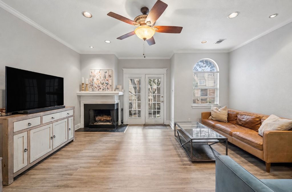 5325 Bent Tree Forest Drive 2244, Dallas, TX 75248