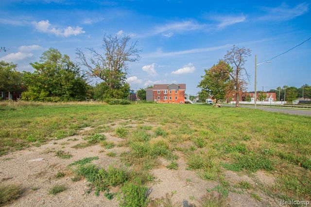 45 E Euclid Street, Detroit, MI 48202