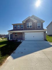 8001 Driftwood Lp, Richmond, KY 40475