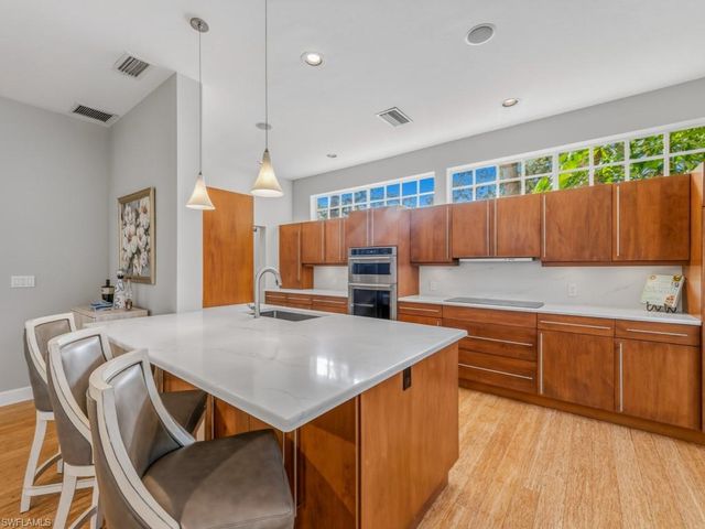 3490 Thornbury LN, Bonita Springs, FL 34134