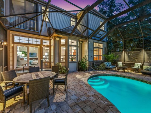 3490 Thornbury LN, Bonita Springs, FL 34134