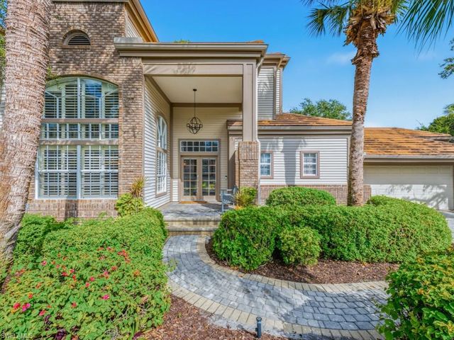 3490 Thornbury LN, Bonita Springs, FL 34134