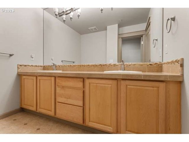 19913 Se 8TH Way, Camas, WA 98607