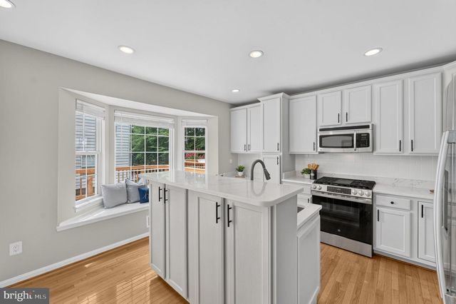 12203 TENBURY TER, Fairfax, VA 22030
