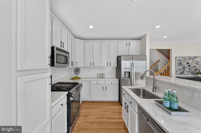 12203 TENBURY TER, Fairfax, VA 22030