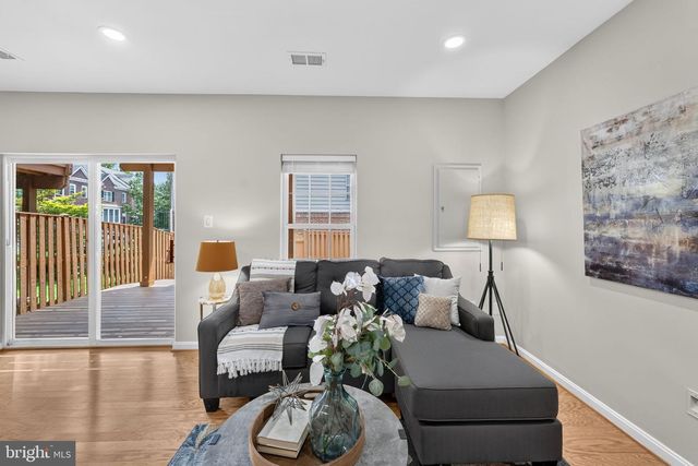 12203 TENBURY TER, Fairfax, VA 22030