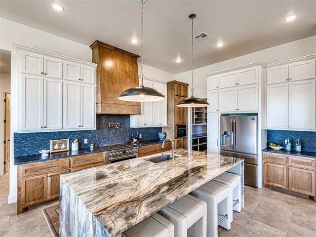 2219 Winter Creek Boulevard, Blanchard, OK 73010