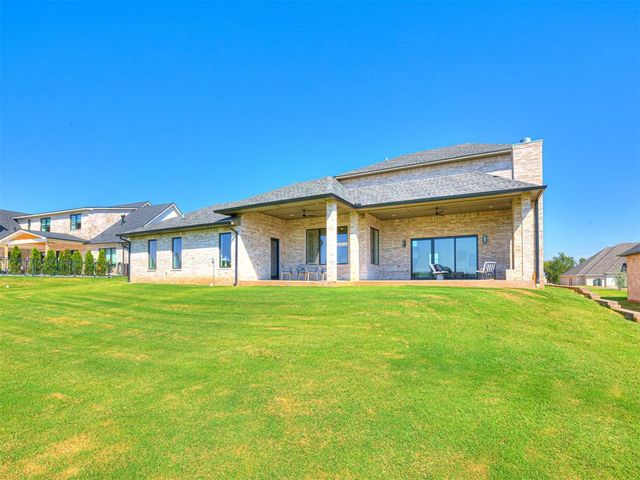 2219 Winter Creek Boulevard, Blanchard, OK 73010