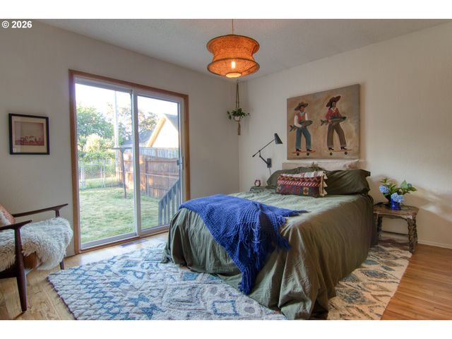 6843 N SWIFT St, Portland, OR 97203