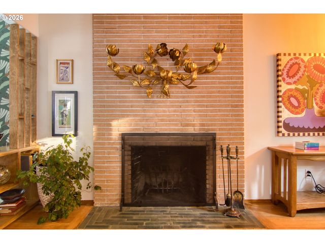 6843 N SWIFT St, Portland, OR 97203