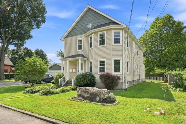 51 Pettaconsett Avenue, Warwick, RI 02888