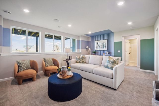 1542 Philipp Way, Shakopee, MN 55379