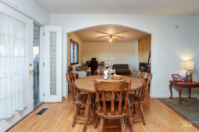 2021 Terrace Dr, Caldwell, ID 83605