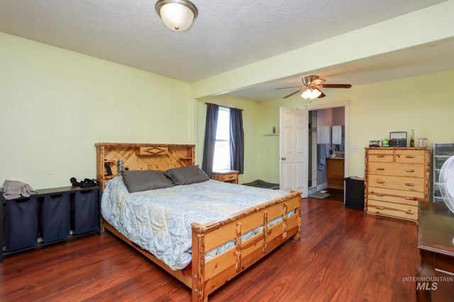 2021 Terrace Dr, Caldwell, ID 83605