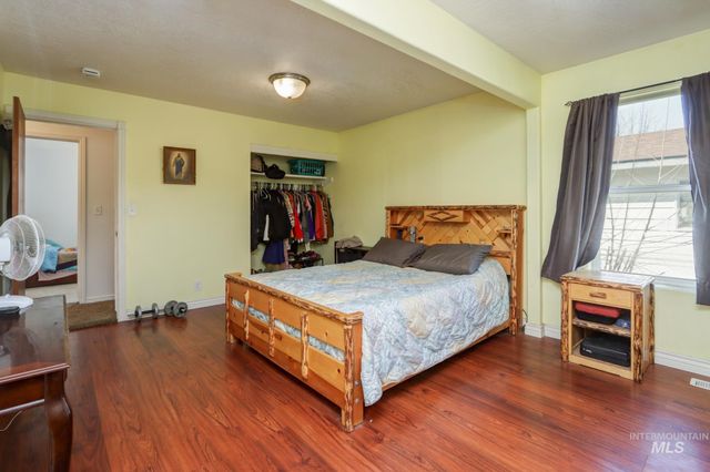 2021 Terrace Dr, Caldwell, ID 83605