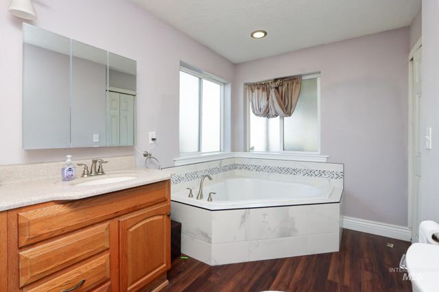 2021 Terrace Dr, Caldwell, ID 83605