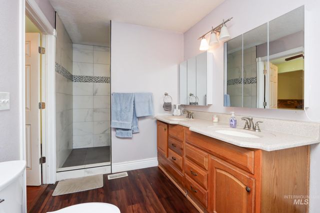 2021 Terrace Dr, Caldwell, ID 83605