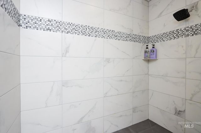 2021 Terrace Dr, Caldwell, ID 83605