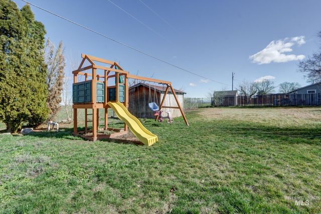 2021 Terrace Dr, Caldwell, ID 83605