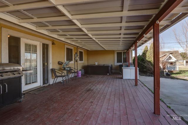 2021 Terrace Dr, Caldwell, ID 83605