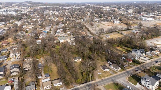 911 Douglas Ave, Nashville, TN 37206