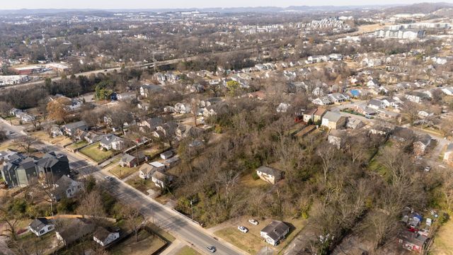 911 Douglas Ave, Nashville, TN 37206