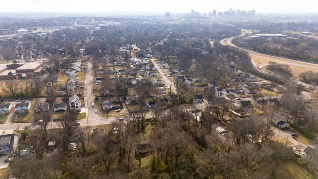 911 Douglas Ave, Nashville, TN 37206