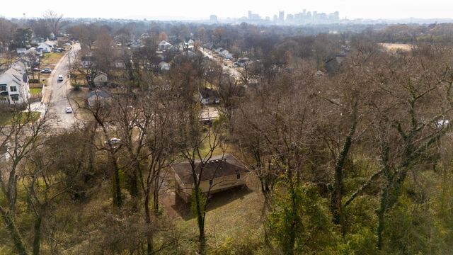 911 Douglas Ave, Nashville, TN 37206